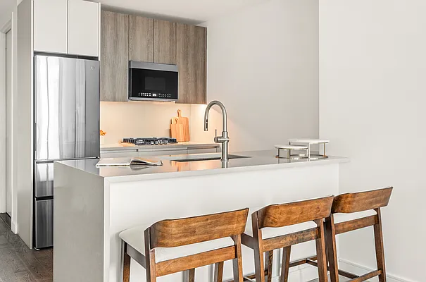 Rented by Corcoran | media 23