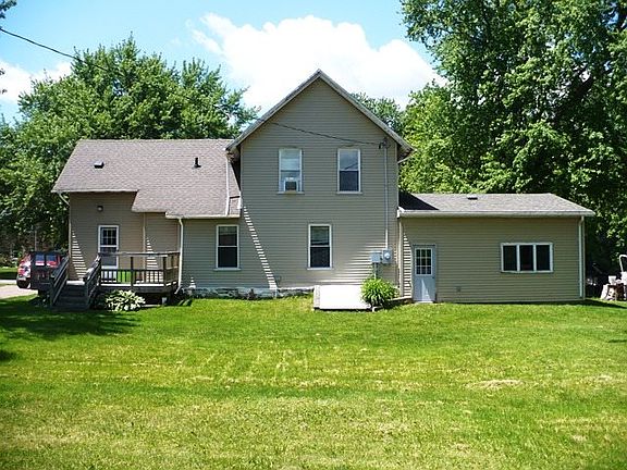 3rd image of 106 N Eaton Ave