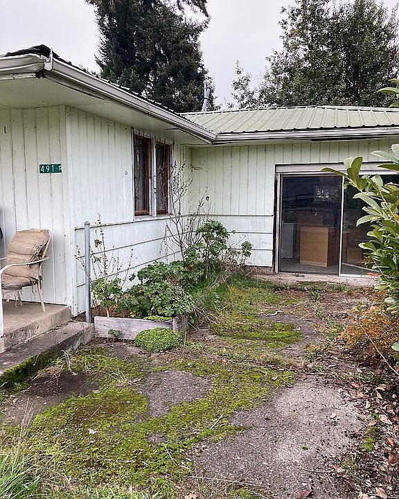 Driveway going into garage /