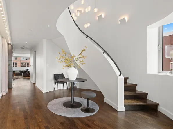 333 West 14th Street image 1 of 36