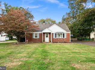 240 Youngs Rd, Hamilton, NJ 08619