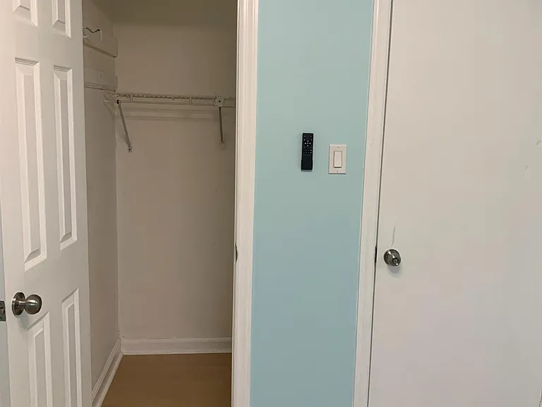 47 Holly St #2 — Photo 16