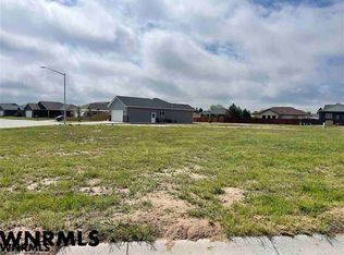 1610 Spoke Dr, Gering, NE 69341