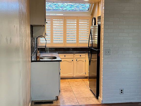 2nd image of 8667 Mariners Dr APT 31