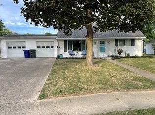 1216 Maplewood Dr, Kokomo, IN 46902