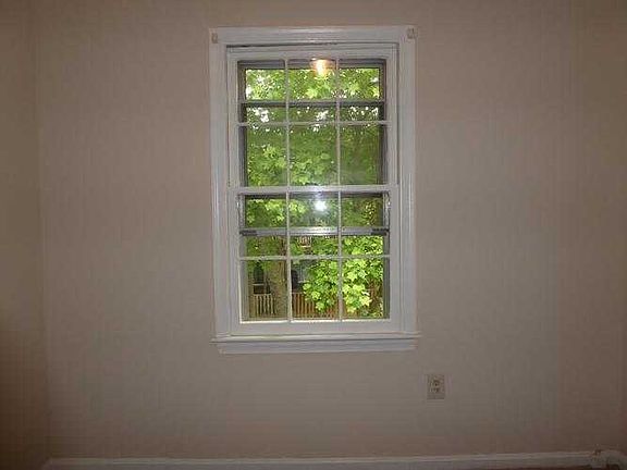 Upper Level - Bedroom 1