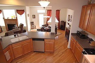 9 foot ceilings on first floor