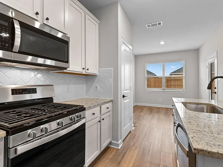 1127 Campside Dr — Photo 5