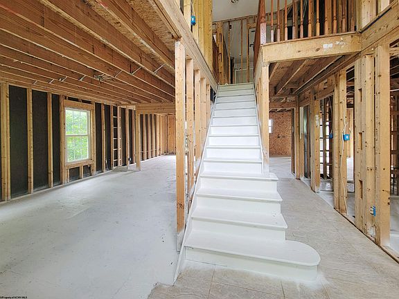 2nd image of 20 Hillcrest Dr