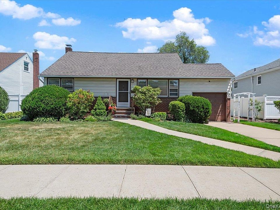 1st image of 665 Dianne Street