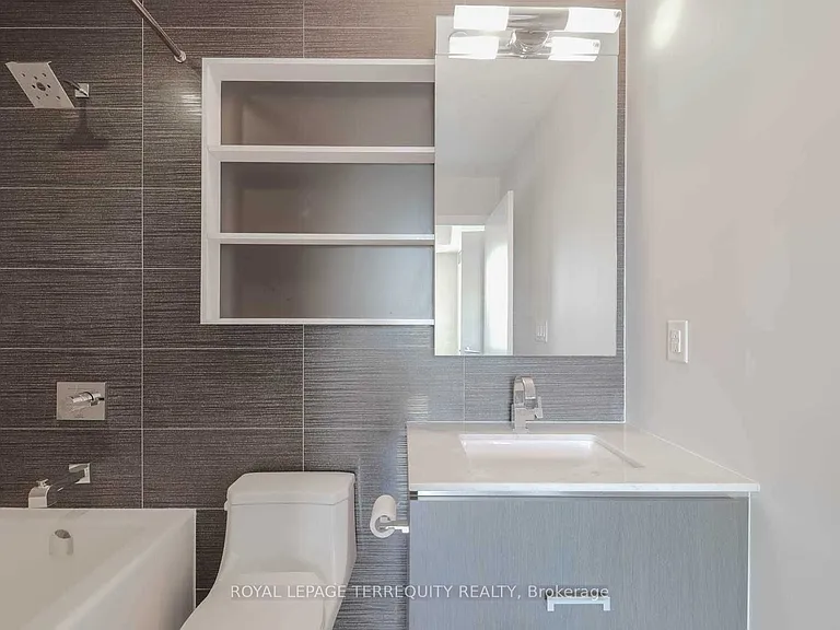 1830 Bloor St W #508 — Photo 15