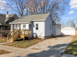 316 3rd St, Menasha, WI 54952