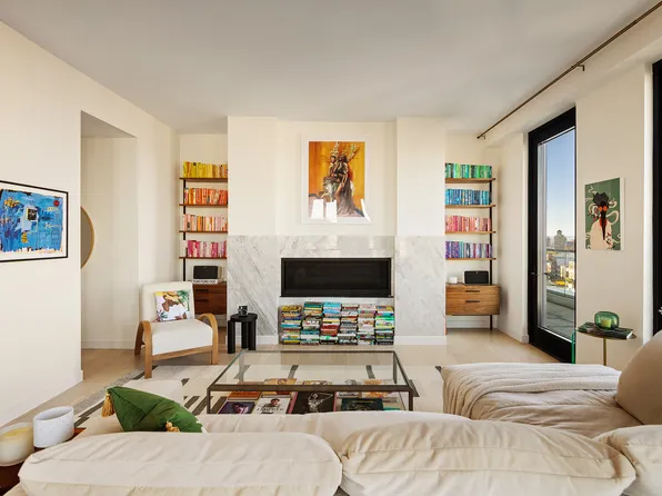 856 Washington Avenue image 4 of 29