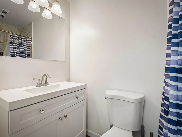 Philrose Dr — Photo 10