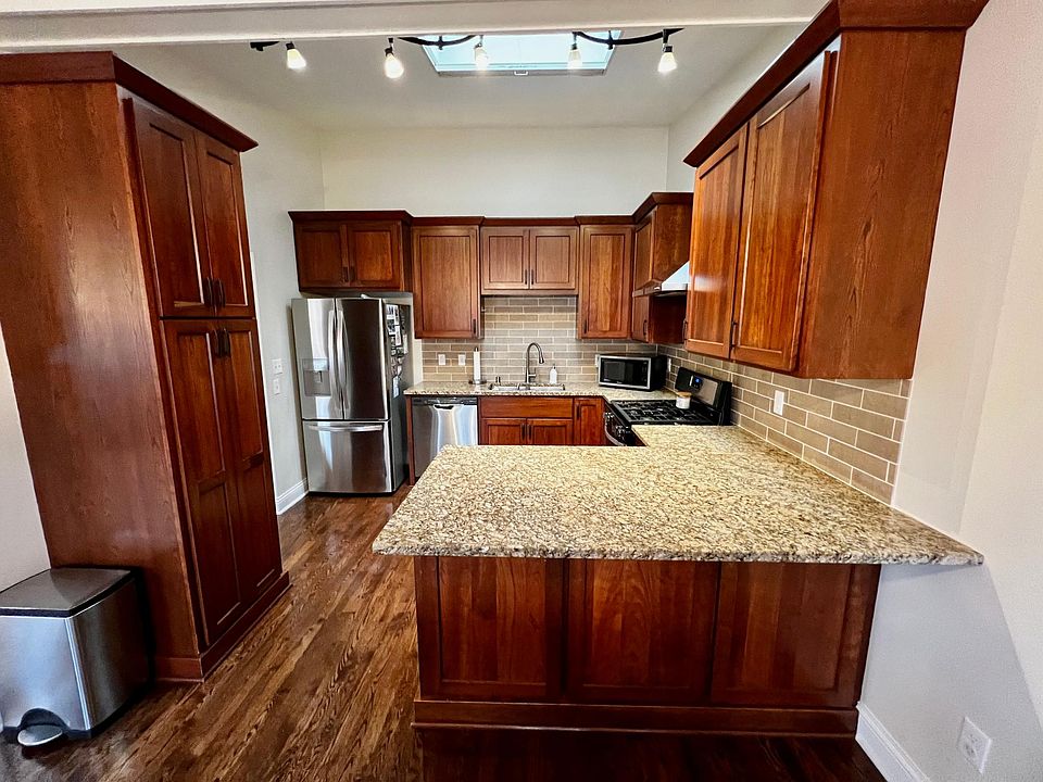 1st image of 12020 W Grange Ave