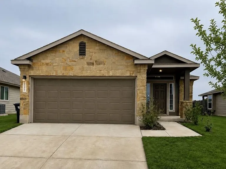 2277 Olive Hill Dr — Photo 1