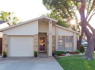 2111 Via Corona, Carrollton, TX 75006