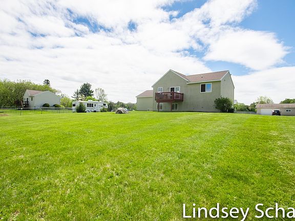 3rd image of 8985 Parker Woods Dr NW