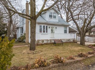 255 Silver St, West Babylon, NY 11704