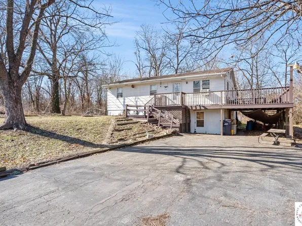 716 Franklin St, Sweet Springs, MO 65351