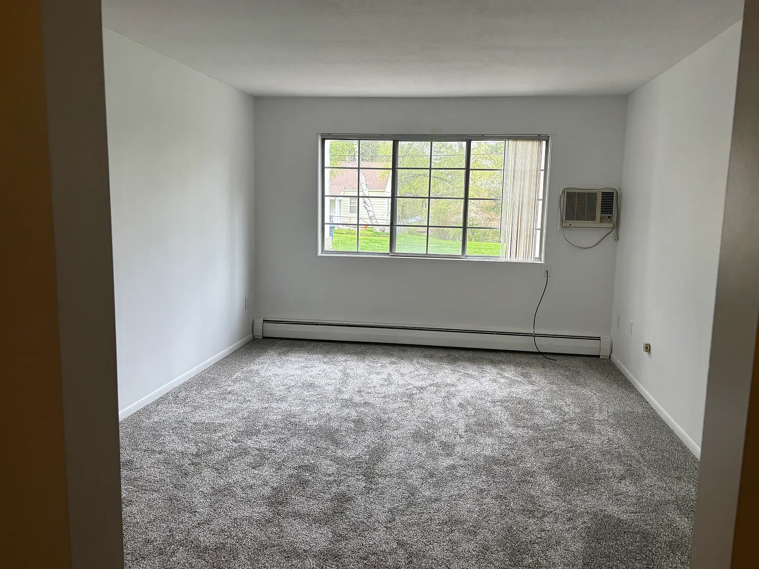 2 bed, 900 sqft, $1,200 — Photo 4