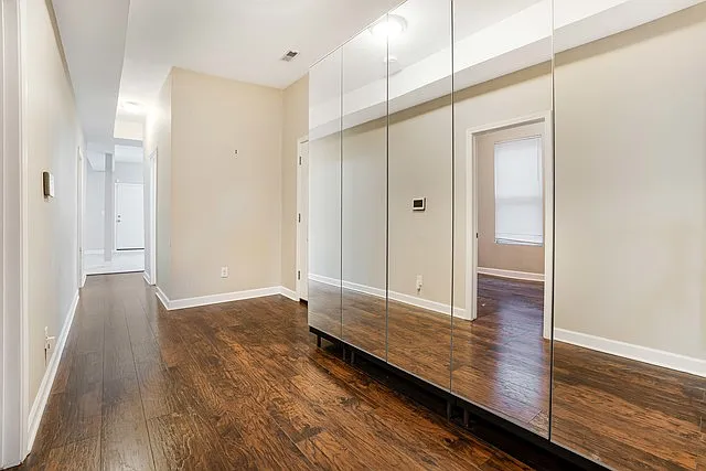 3 bed, 1300 sqft, $1,850 — Photo 2