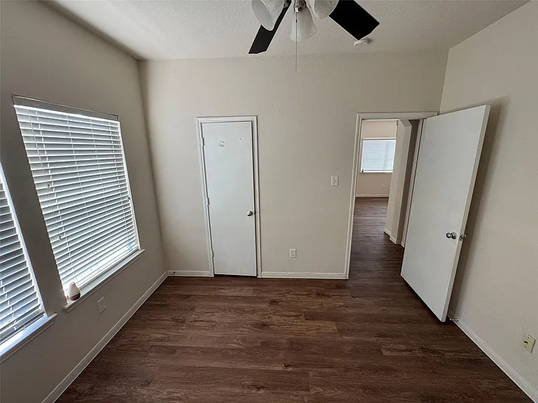 21719 Mossy Field Ln — Photo 31