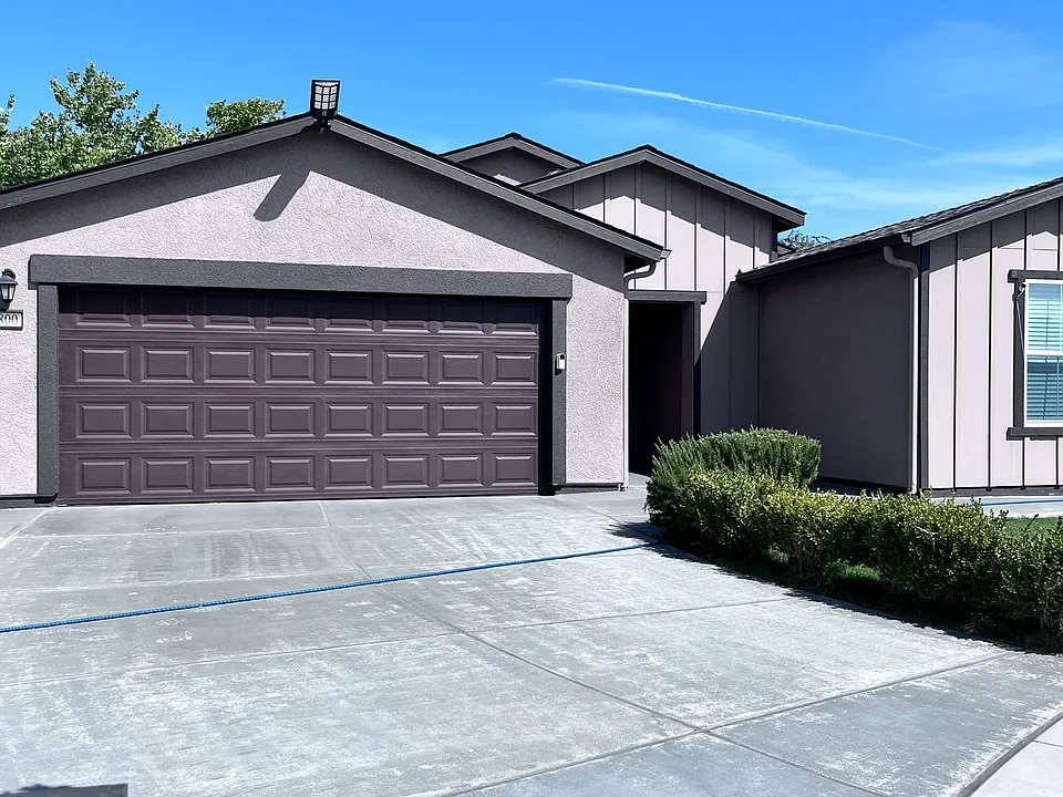 1800 Patricia Ct