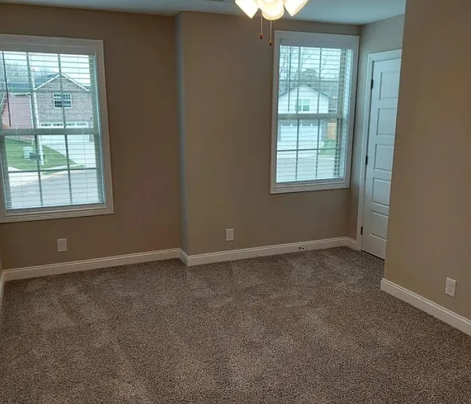 522 Burgess Ct — Photo 13