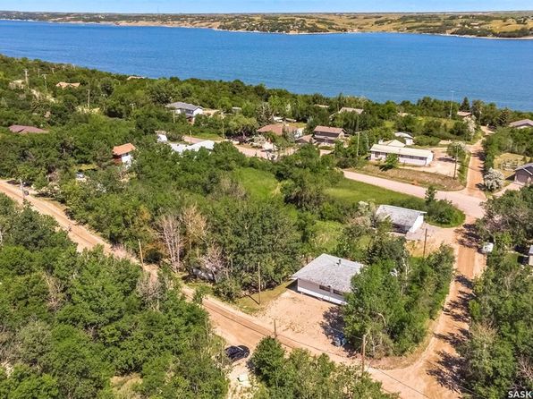 270 & 298 Woodland AVENUE, Buena Vista, SK S4V 1B3