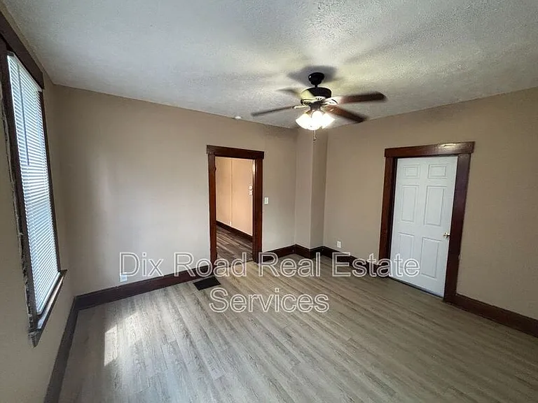 711 Cleveland Ave — Photo 4