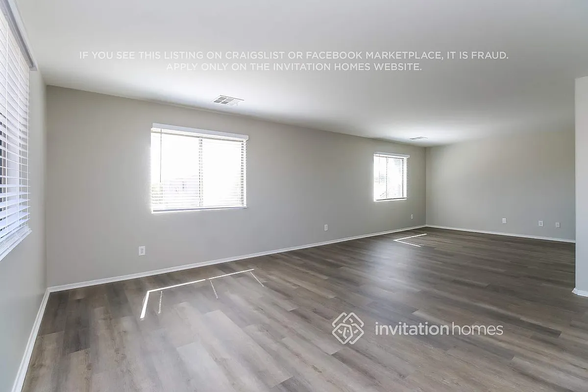 Building Photo - 10613 W Pima St