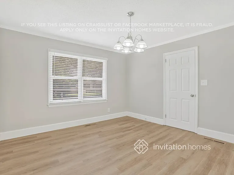 4108 Campbell St NE — Photo 10