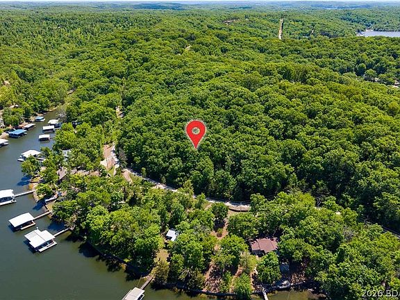 2nd image of Cedar Haven Dr
