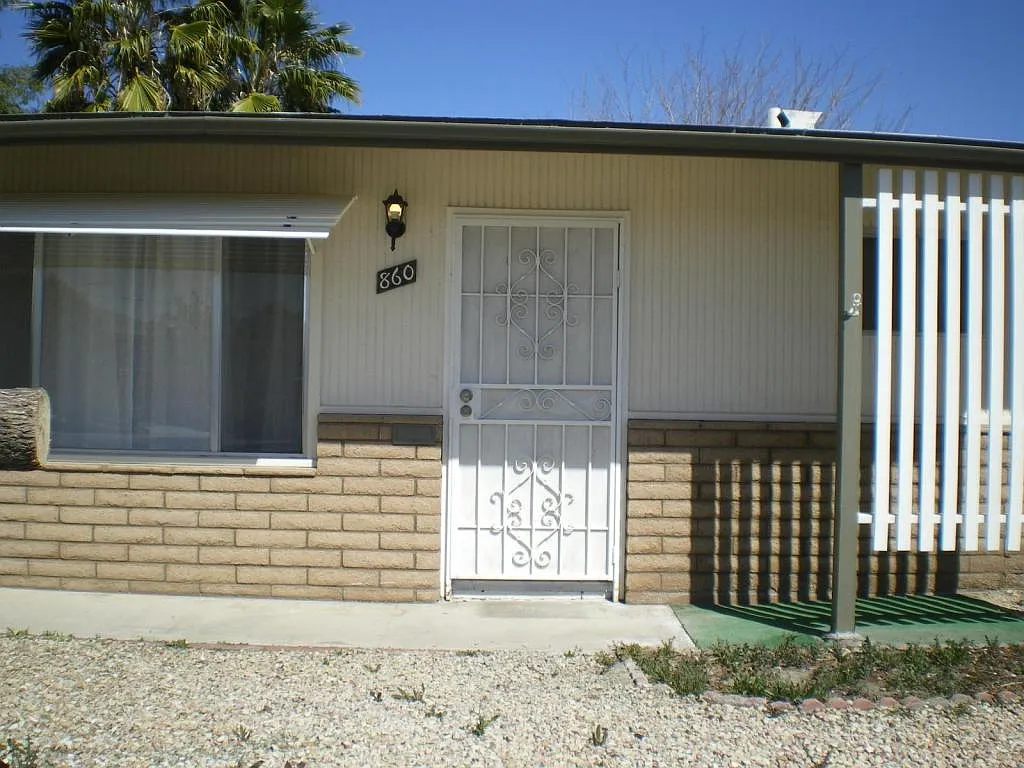 860 Felipe Pl — Photo 2