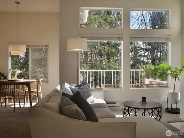 22202 42nd Avenue S #204, Kent, WA 98032