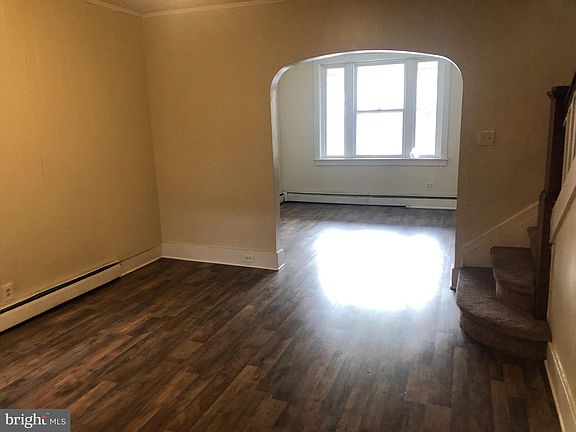 2nd image of 817 Guilford St