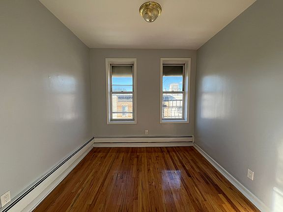 5th image of 810 West St #12E