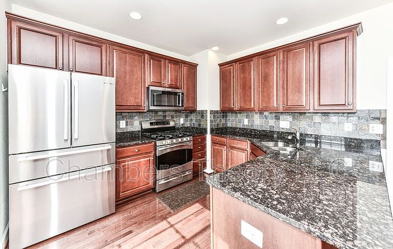 1st image of 171 Great Laurel Sq SE