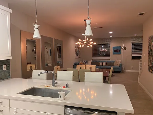 1510 W Artesia Sq #B — Photo 5