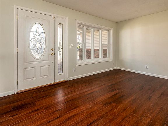 4th image of 1012 Kimberly Ct