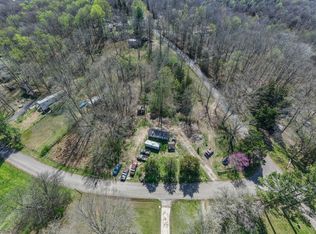 1200 Bloom Landing Rd, Charlotte, TN 37036