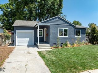 17807 Bullock St, Encino, CA 91316