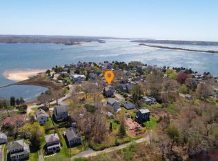 15 Naumkeag Ave, Pocasset, MA 02559