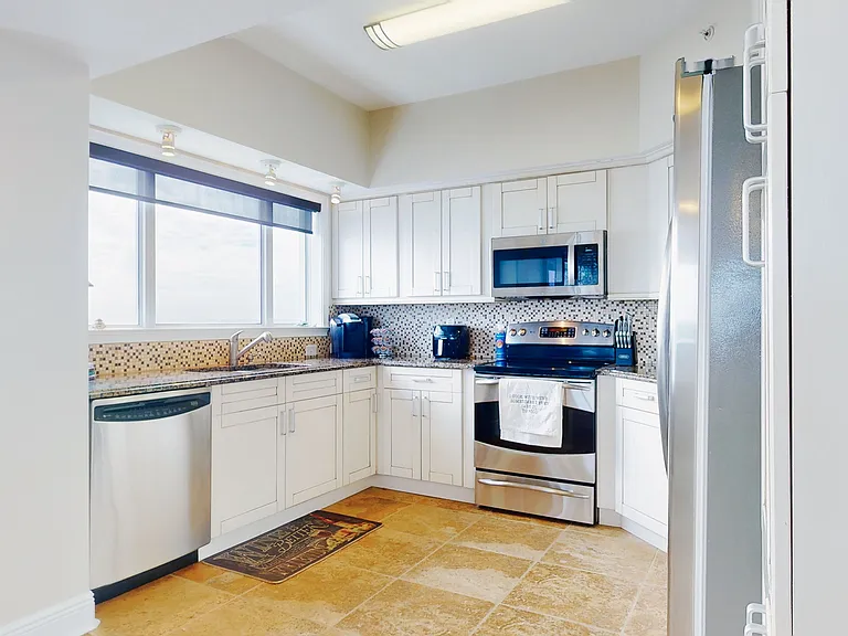 2801 Hill St #601 — Photo 28