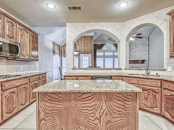 4th image of 5005 Sunwood Cir