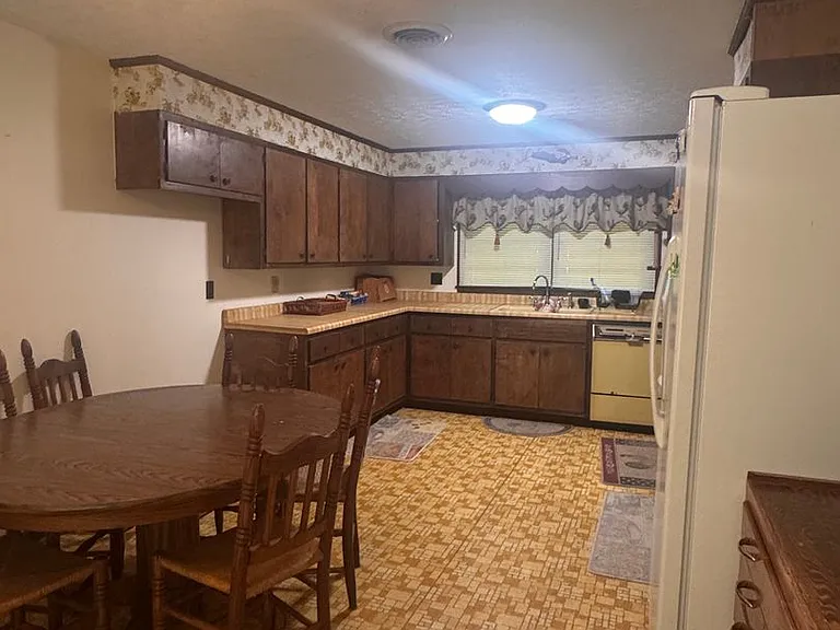 2116 Ila Rd — Photo 14
