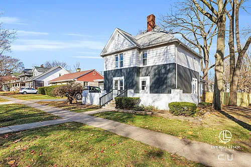 806 W Hill St Photo 1