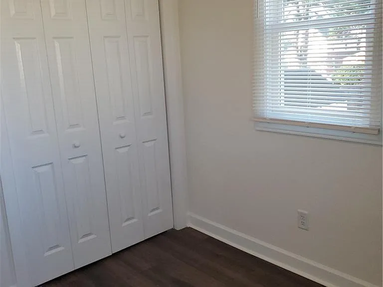 1444 W 41st St #2A — Photo 13