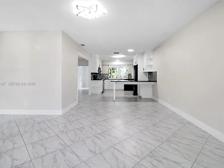 5300 Adams St — Photo 7